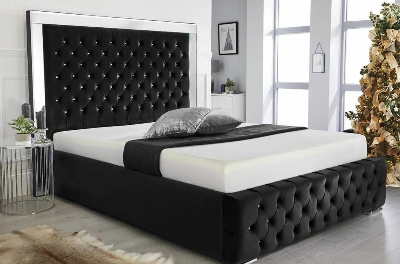 Mirror And Piping Beds