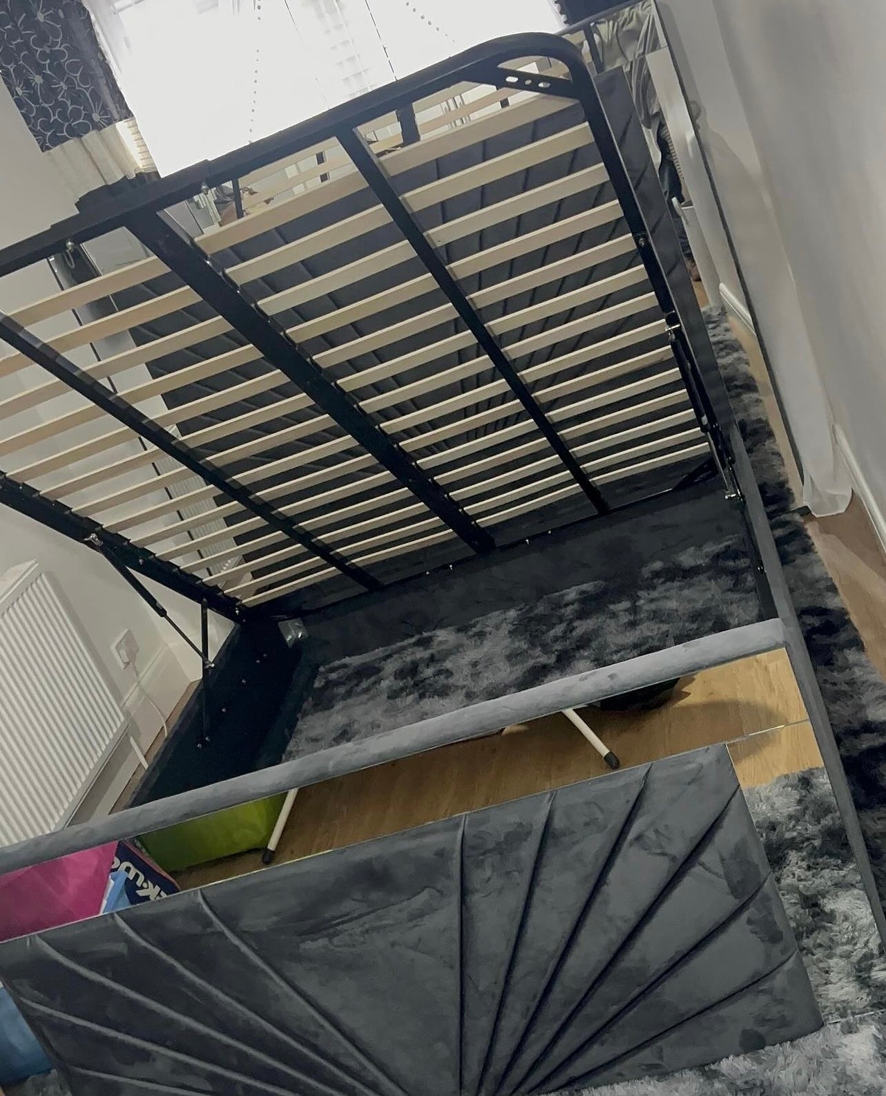 Jude Mirror Stripe Line bed Britainsleep